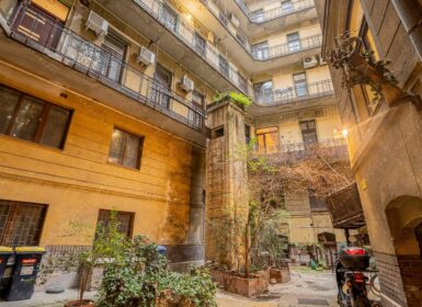 Modern Studio Apartment for Rent – Klauzál tér, Budapest