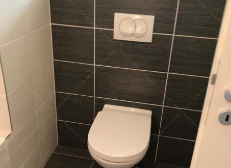 Modern 50 sqm Apartment with Terrace & Garage in Central Budapest- For Rent