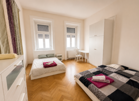 Spacious 3-Bedroom Apartment for Rent Near Semmelweis University – Üllői út 57