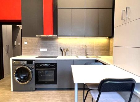Modern Studio Apartment for Rent Close to Oktogon, Near Andrássy Avenue