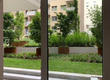 Modern 1-Bedroom Apartment with Private Garden for Rent – Corvin Promenade (Grand Building)