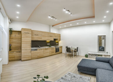 Stylish Furnished 1-Bedroom Apartment for Rent in Budapest City Center (District V, Október 6. Street)