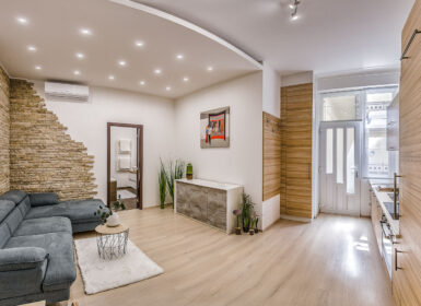 Beautifully Renovated Apartment for Rent in the Heart of Budapest