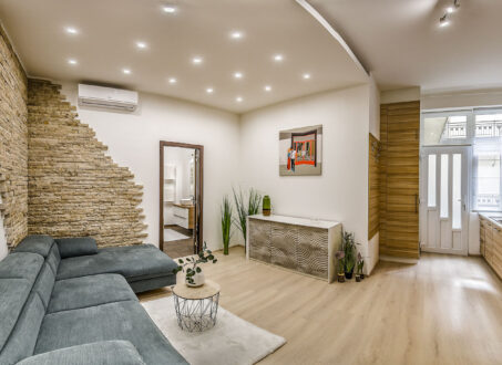 Beautifully Renovated Apartment for Rent in the Heart of Budapest