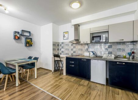 Modern 1-Bedroom Apartment for Rent – Corvin District, Budapest