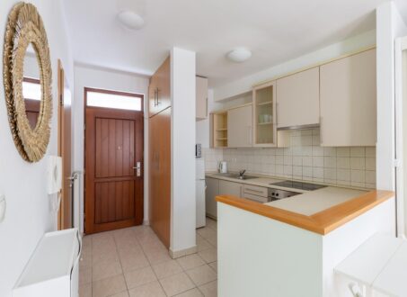 Modern Studio Apartment for Rent next to Corvin Promenade