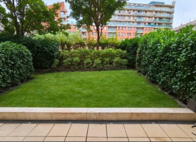 Modern 1-Bedroom Apartment with Garden – Corvin Promenade