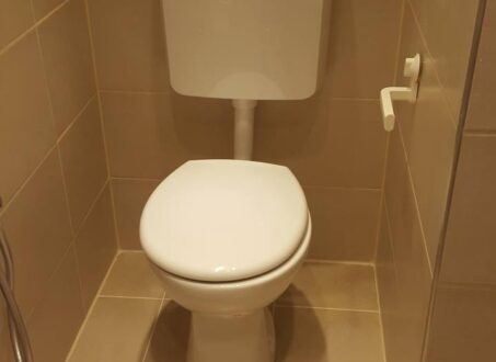 Quiet 2-Bedroom, 2-Bathroom Apartment for Rent in Budapest’s Palace District