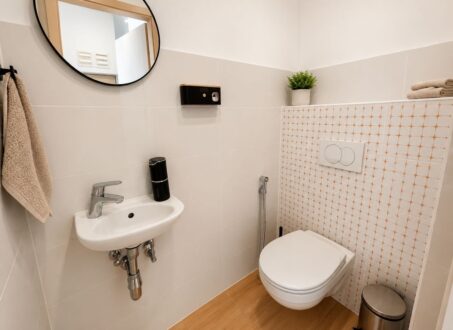 Premium 3-Bedroom Apartment with Large Balcony & Panoramic Views for Rent