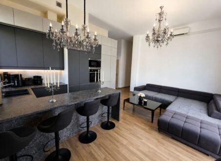 Premium 3-Bedroom Apartment with Large Balcony & Panoramic Views for Rent