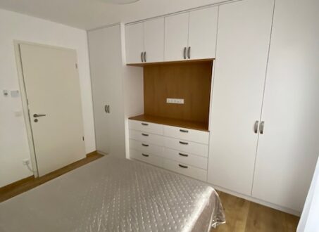 Penthouse Apartment with Spacious Outdoor Areas – For Rent – Angyalföld