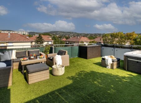 For Rent: Luxury Smart Home with Private Jacuzzi & Panoramic Terrace