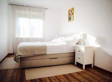 Furnished 2-Room Apartment with Balcony for Rent in Budapest XI – Tornavár Street