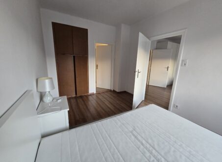 Furnished 2-Room Apartment with Balcony for Rent in Budapest XI – Tornavár Street