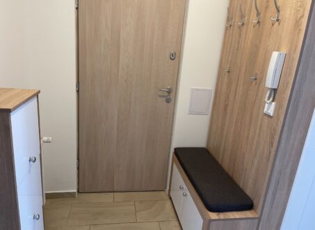 Modern 2-Bedroom Apartment with 2 Bathrooms – Angyalföld