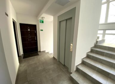 Modern 1-Bedroom Apartment with 12 m² Terrace for Rent in Kelenföld, Budapest XI