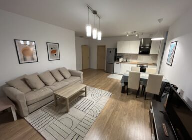 Spacious & Renovated 2-Bedroom Apartment with 2 Bathrooms and 12 m² Terrace for Rent in Corvin – 415,000 HUF/month