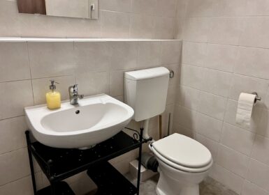 Bright, Fully Furnished Apartment with Balcony – District VIII, Budapest