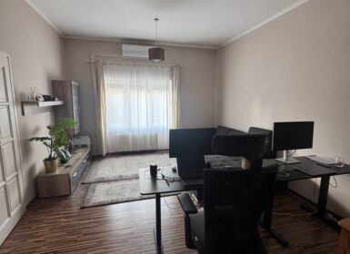 Spacious 2-Bedroom Apartment Near Corvinus University – District IX