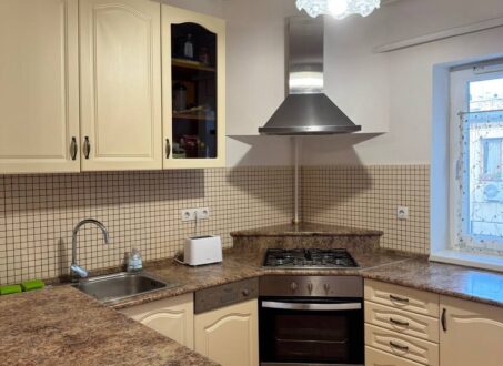 Spacious 2-Bedroom Apartment Near Corvinus University – District IX