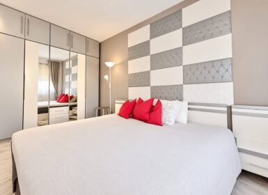 Spacious 3-Bedroom Apartment with 3 Balconies Near the Danube – District XIII
