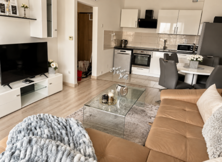 Fully Furnished 1-Bedroom Apartment with Balcony – For Rent – District XIII, Budapest